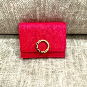 ✨💎LIKE NEW💎✨Preloved BVLGARI Compact Wallet!